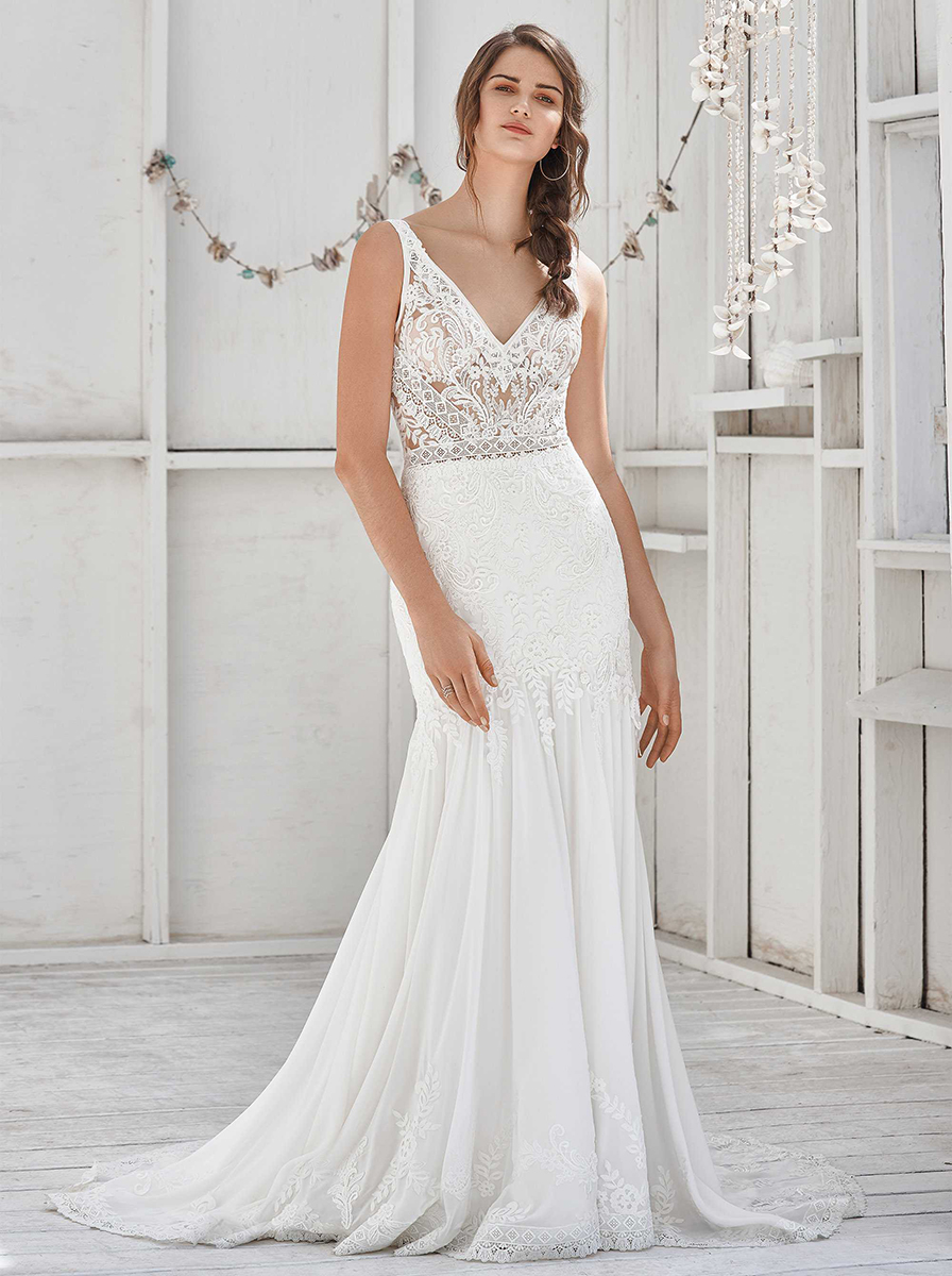 Bridal gown sale 66040 Lillian West