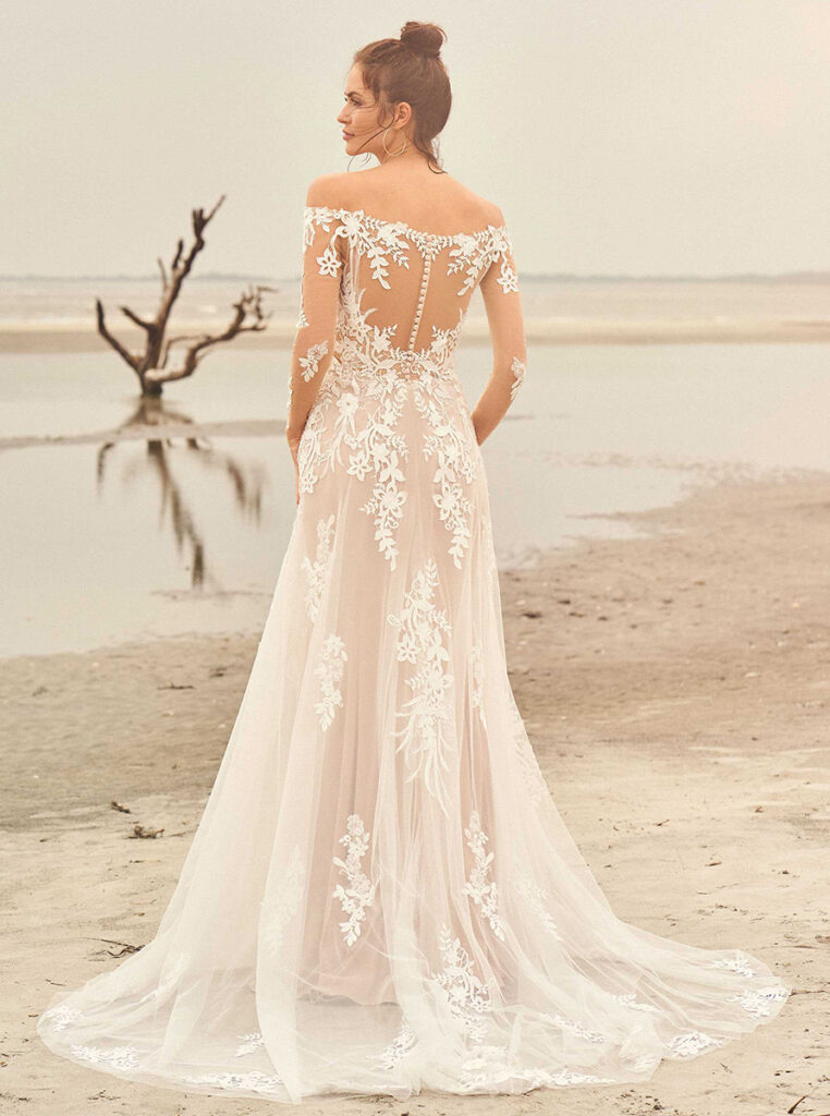 Back view 66116 Lillian West