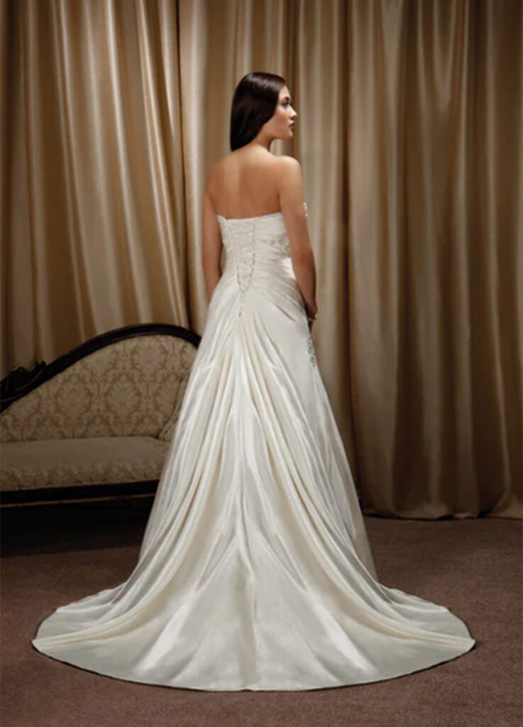 Mia Solano 1242 back