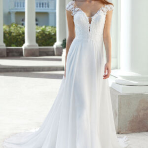 Justin Alexander style 11123 Adore