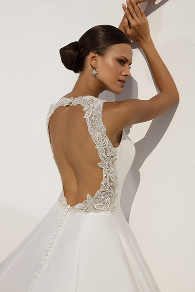 Justin Alexander style 88021