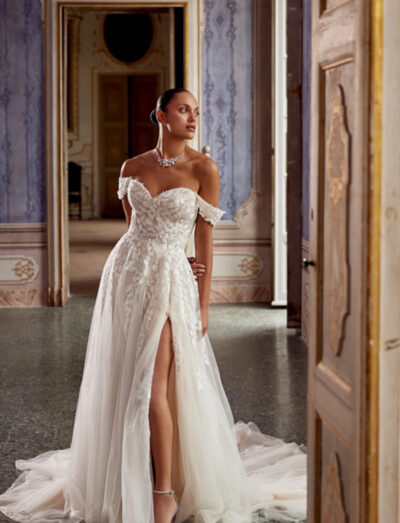 88219 Justin Alexander wedding gown Carlee