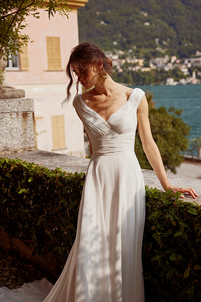 88385 Justin Alexander wedding dress