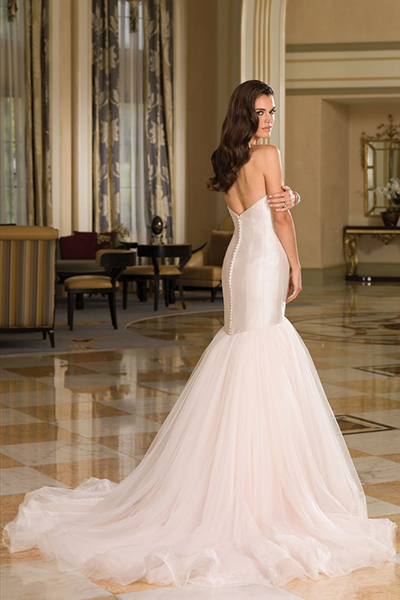 Justin Alexander style 8851