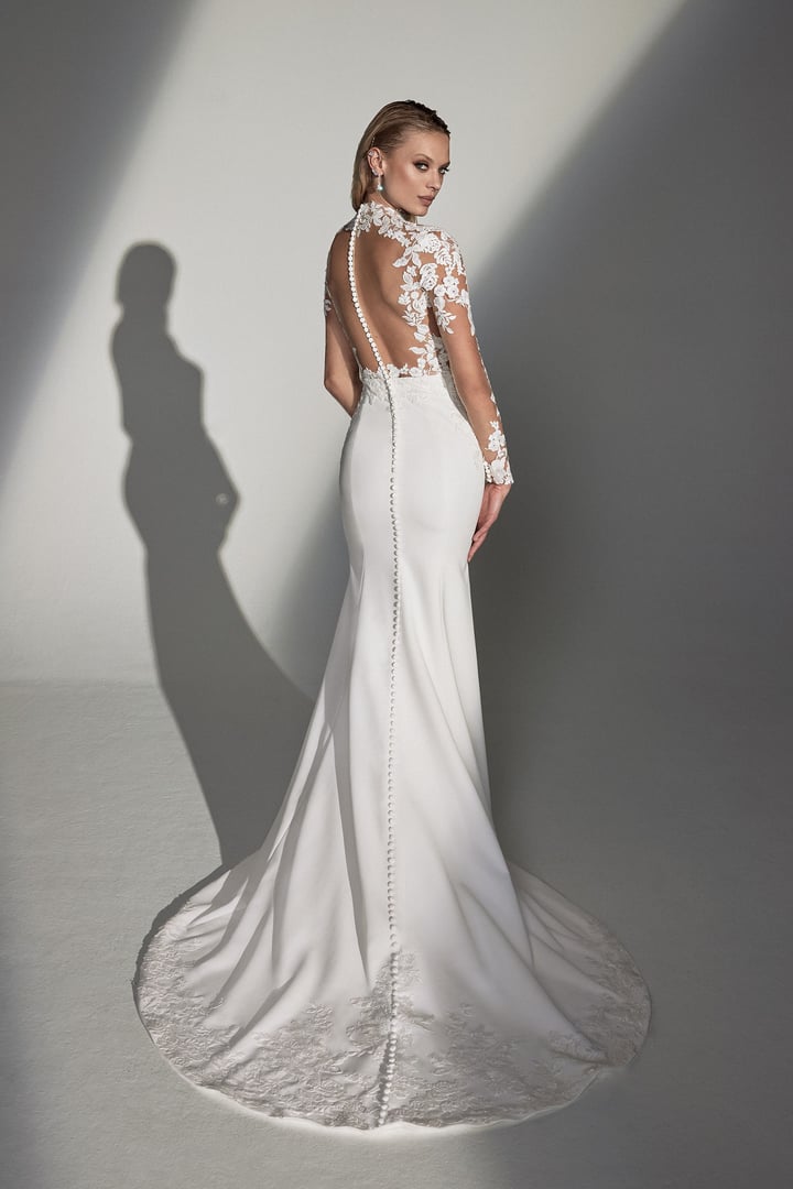 Justin Alexander Signature Style 99240 back view